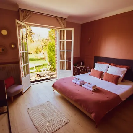 Les Jardins De Beaumont Oda ve Kahvaltı 3*