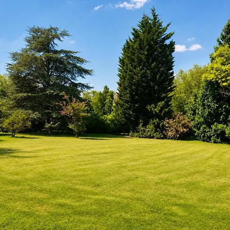 Les Jardins De Beaumont Bed and breakfast